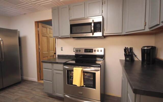 Nyes 1880 Suites