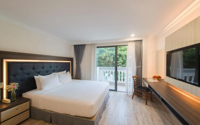 Seven Seas Hotel and Apartment