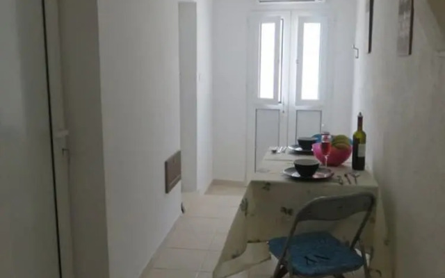 Charming Traditional 1-bed House in Rhodes