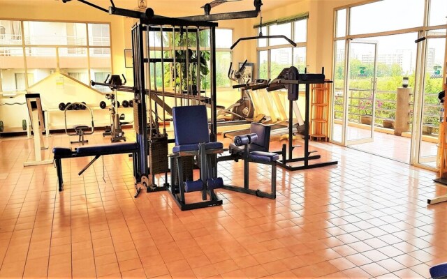 Jomtien Beach Condominium 5th Floor Studio Apartment