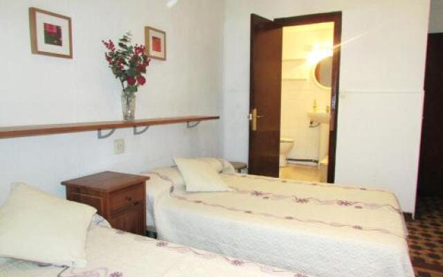 Hostal Lima