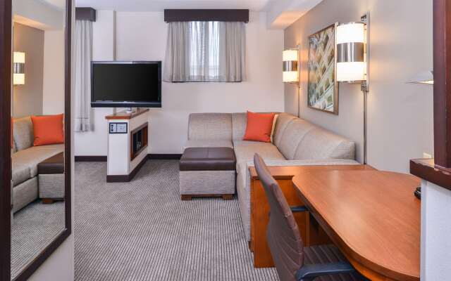 Hyatt Place Herndon Dulles Airport East