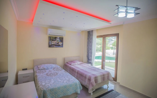 Villa Belen by Akdenizvillam