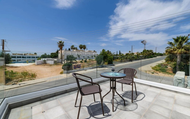 Nissini Villa 5 in Ayia Napa