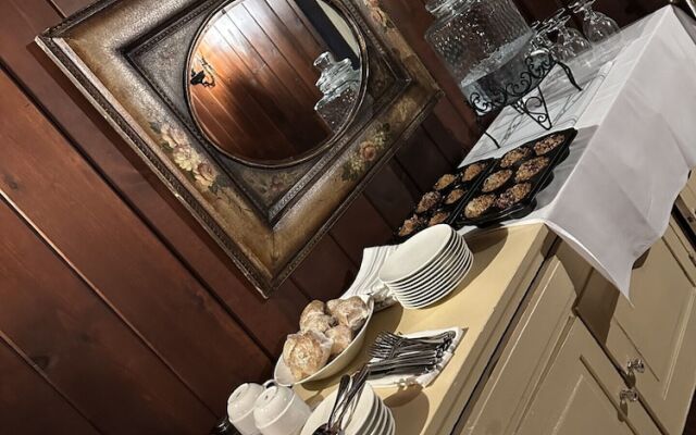 The General Stanton Inn