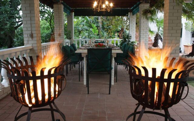 Northcliff Manor Guest House
