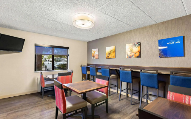 Comfort Inn