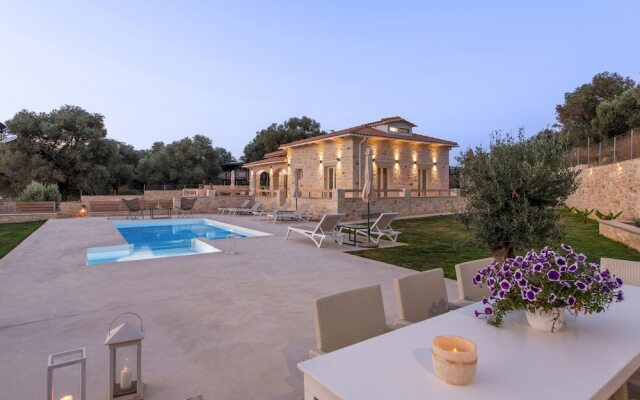 Villa Niragia With Magnificent View