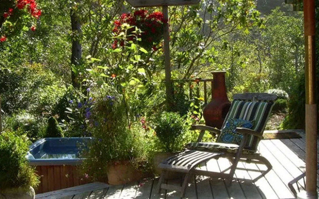 Salmonberry Inn & Beach House