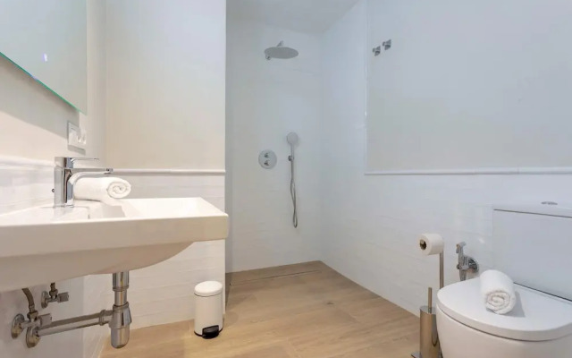 Exclusive 2-bedroom Near the Cathedral. San Matías I