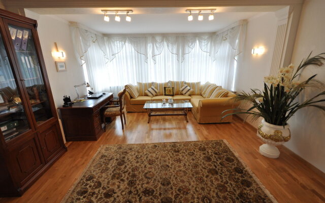 M.S. Kuznetsov Apartments Luxury Villa