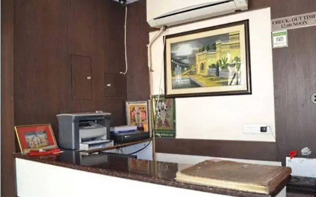 Hotel Ganga Palace