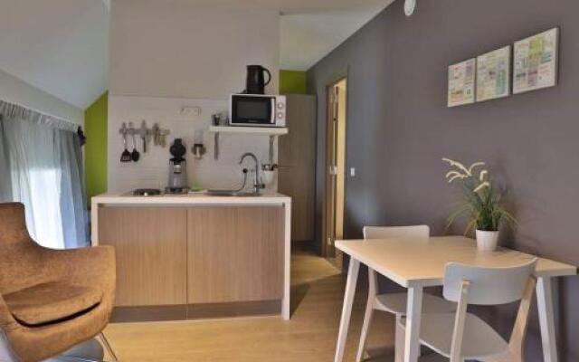 Woestyne Business & Leisure Apartments Cleythil