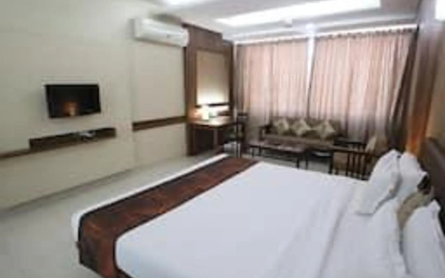 Kalchuri Residency
