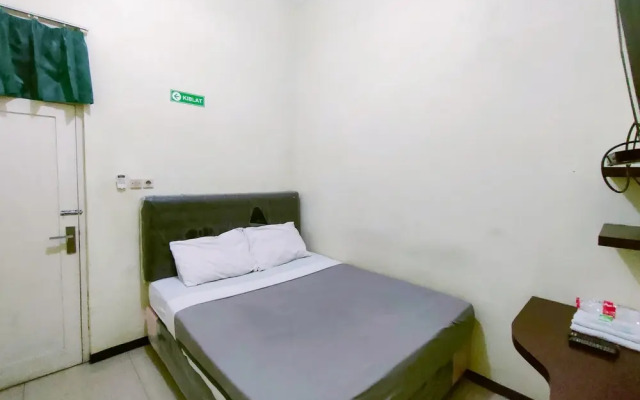 Djati Homestay Redpartner near Gor Djarum Kudus