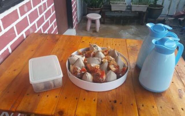 Pallet Homestay2