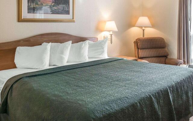 Quality Inn & Suites Monroe