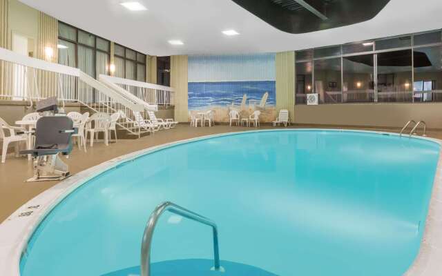 Clarion Hotel and Suites