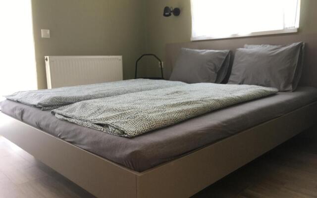 Balatonlelle Apartmanház