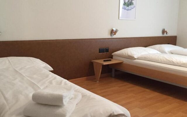 Hotel & Restaurant Stadthof Glarus