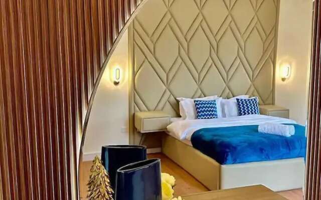 2BR Luxury Apartment Marina View