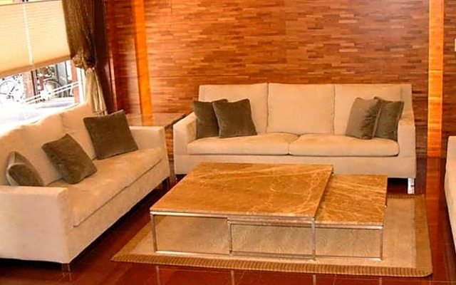 Premier Hotel