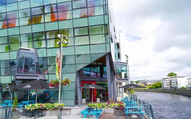 The Glasshouse