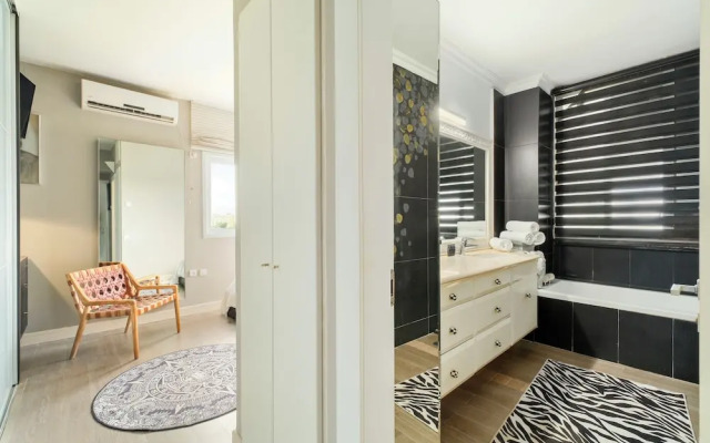 Ramat Aviv Stylish Stay by Sea N' Rent