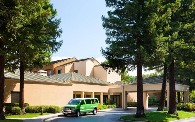 Courtyard by Marriott Sacramento Airport Natomas