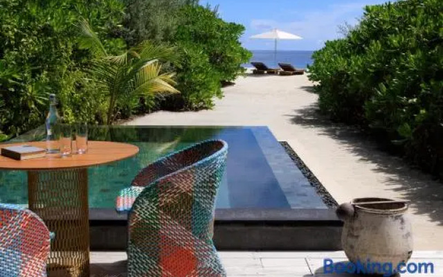 InterContinental Maldives Maamunagau Resort by IHG