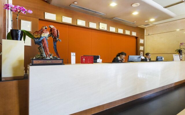 Holiday Inn Express and Suites Singapore Novena by IHG