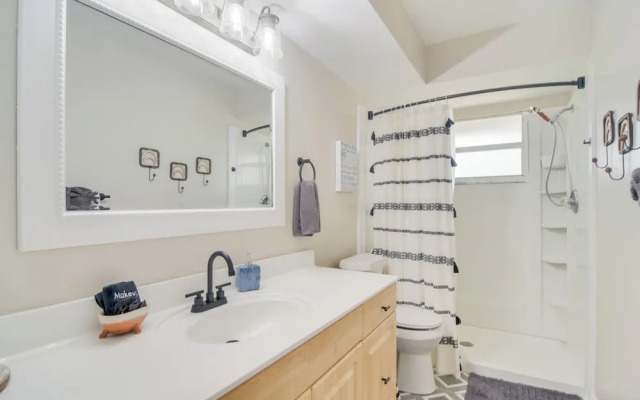 Largo Vacation Rental Home w/ Large Yard!