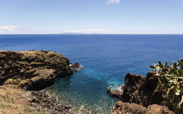 Reis Magos II by An Island Apart
