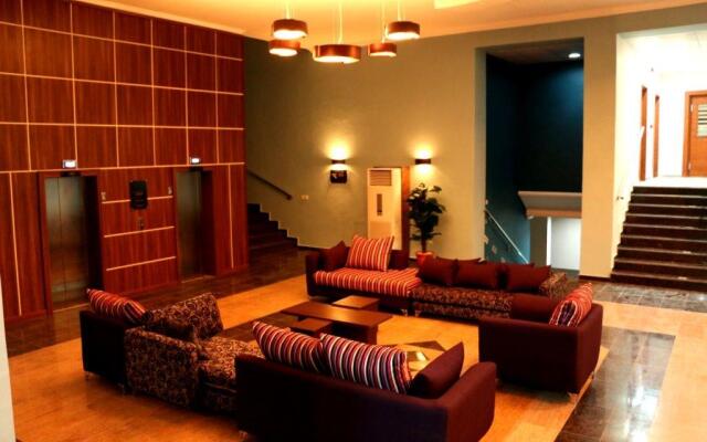 Best Western Plus Elomaz Hotel