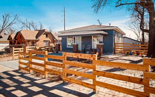 Cozy House Near Plaza District