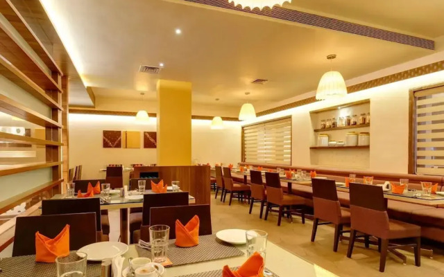 Hotel Raysons Regency