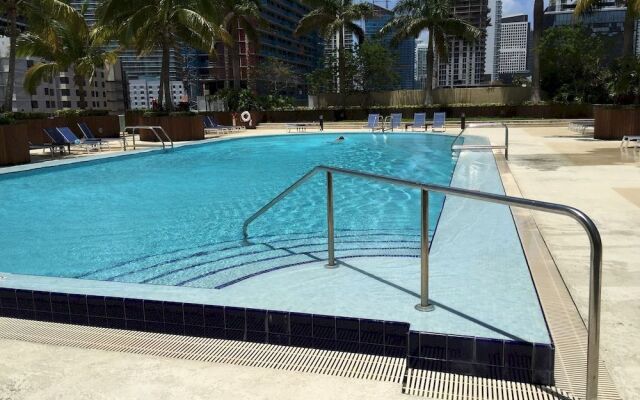 One Broadway by Miami Vacations