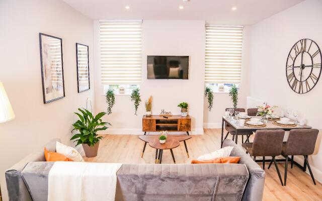 Shrewsbury apartments by BEVOLVE - Free Parking