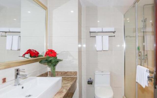 Vienna Classic Hotel (Haining Yancang)