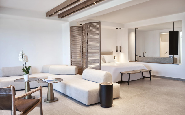 SantAnna Luxury Suites