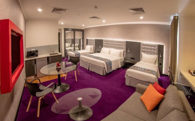 Fairway Colombo - Sri Lanka's First Hotel With Robot Technology