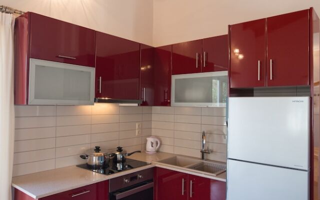Lefkogea Villas