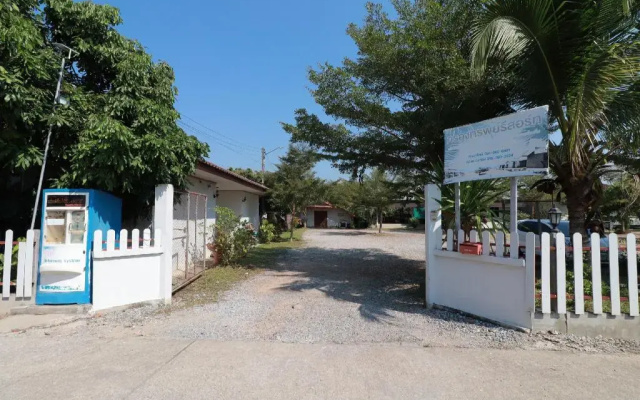 OYO 553 Kongsup Resort