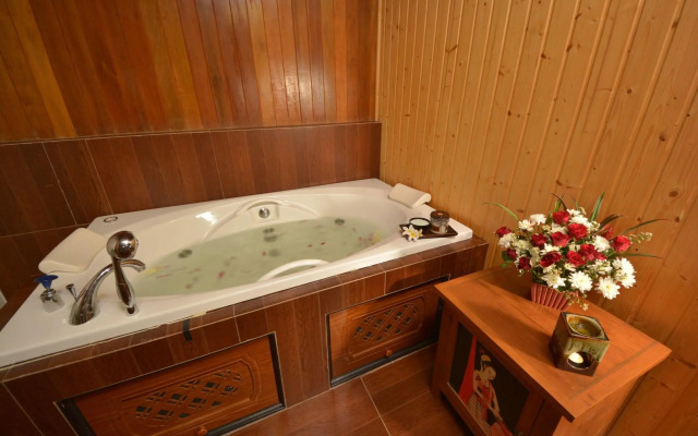 Haad Yao Bayview Resort & Spa