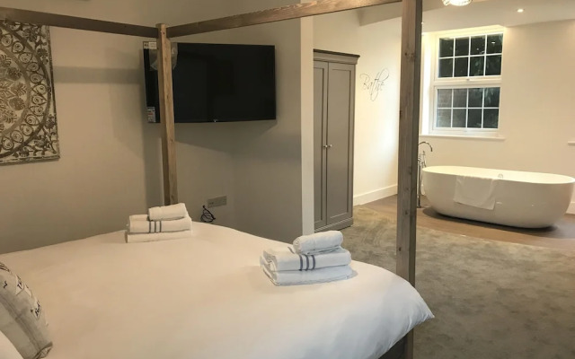 Unique Luxury Escapes