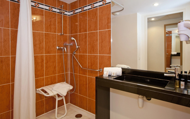 Residhome Aparthotel Paris Evry