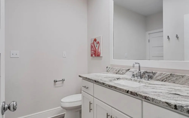 Flamingo House 4 Bedroom Home by RedAwning