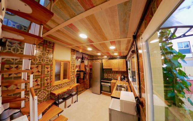 Antigua casa pescadores Playa Malvarrosa