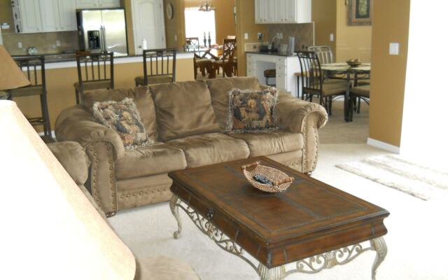 Villas USA Davenport Maingate Area