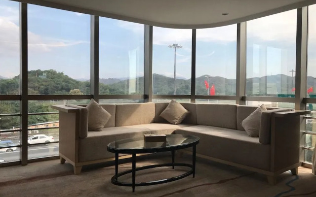 Master Hotel Wenjindu
